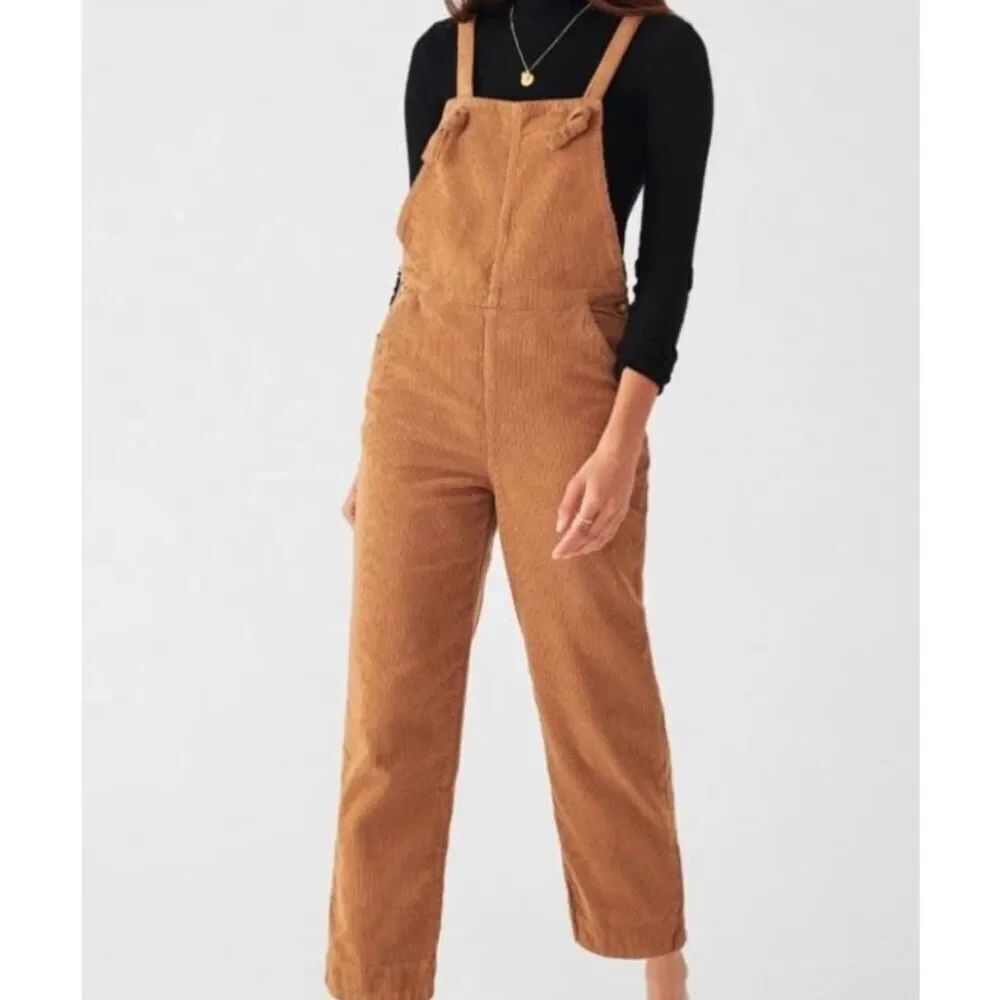 DNWT Faherty women’s brown corduroy, straight leg, overalls, medium